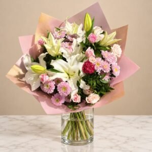 Tendresse Rosée – Bouquet de lys blancs et roses pastel 40